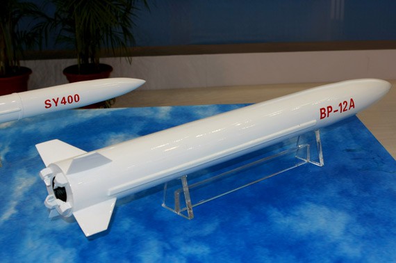 sau loat chien co khung qatar gay soc voi ten lua dan dao trung quoc ngang ngua iskander