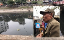 ha noi phat hien thi the nam gioi duoi song to lich vao luc sang som