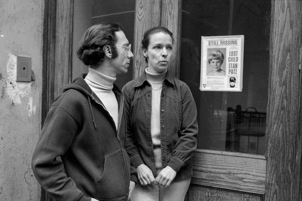 nguoi my tim kiem tre em bi mat tich thong qua hop sua