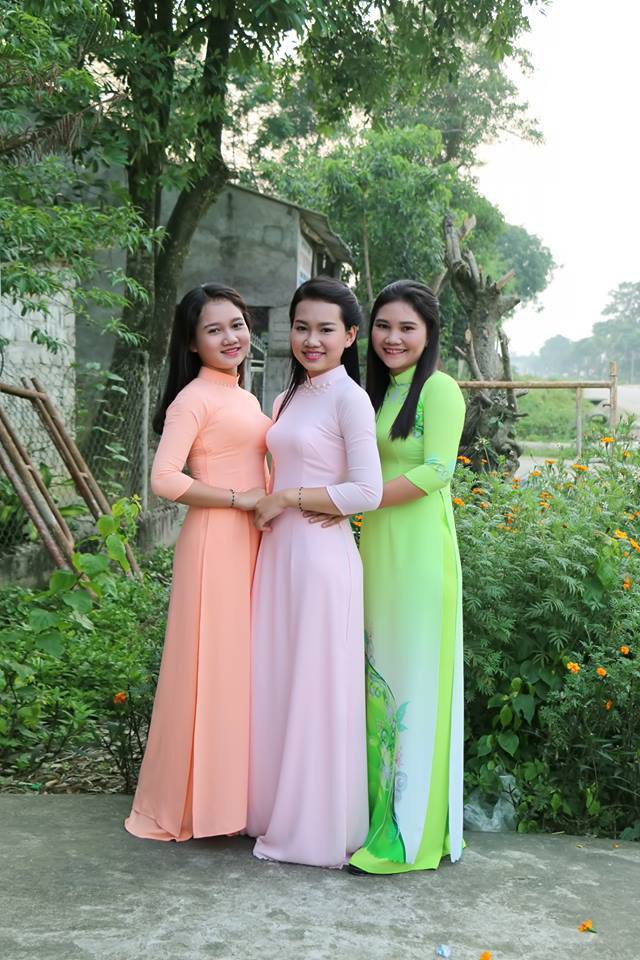 nhung ba me bong noi ran ran tren mang xa hoi trong nam 2017 vi tre dep khong kem gi con gai