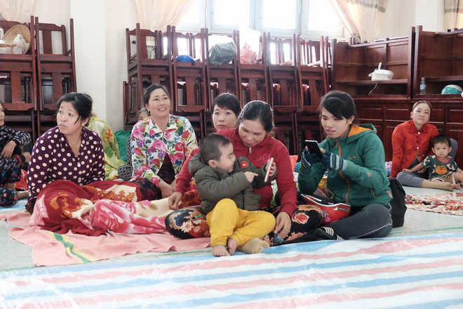 nguoi dan ca nuoc tho phao sieu bao tembin giam cap va tam bao khong vao dat lien viet nam