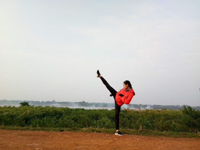 khi mot co gai co dai den taekwondo bi cuop thi day la dieu se xay ra