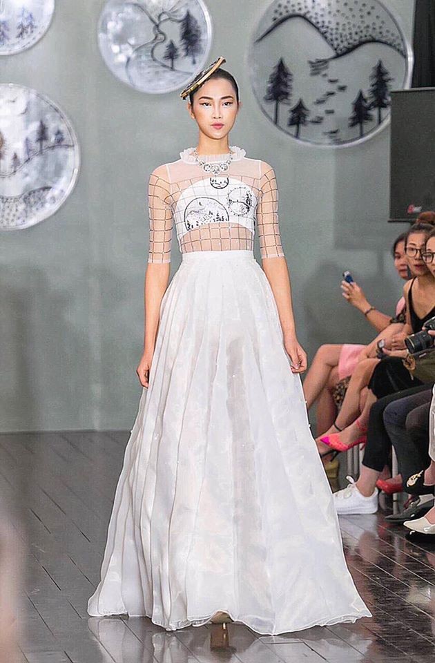 cuoc song cua nguoi dep nhan ai dau tien trong lich su hoa hau viet nam