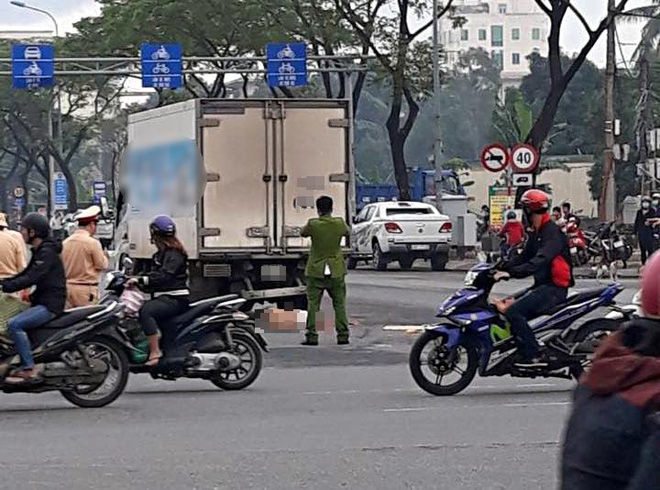 da nang di bo qua duong cu ong 81 tuoi bi xe tai tong chet tai cho