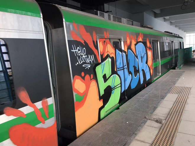 canh sat hinh su vao cuoc truy tim nguoi boi ban doan tau duong sat tren cao cat linh ha dong bang hinh ve graffiti