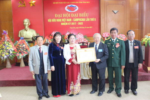 15 thanh vien duoc bau vao ban chap hanh hoi huu nghi viet nam campuchia tinh vinh phuc khoa 2