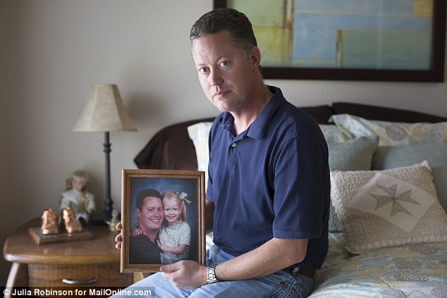 vo cu bat coc con gai roi bien mat khong dau vet 12 nam sau nguoi bo rung roi khi nhan cuoc dien thoai tu canh sat