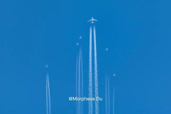 vi sao su 35 can may bay van tai dan duong sang trung quoc