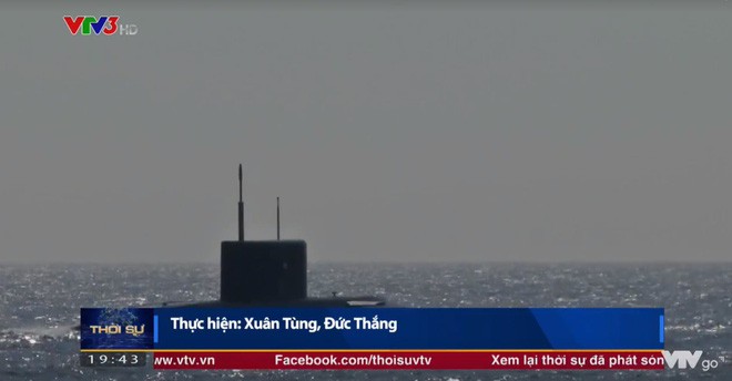 dang sau vet khoi ten lua tu tau ngam kilo viet nam loi tuyen cao hung hon tren bien dong
