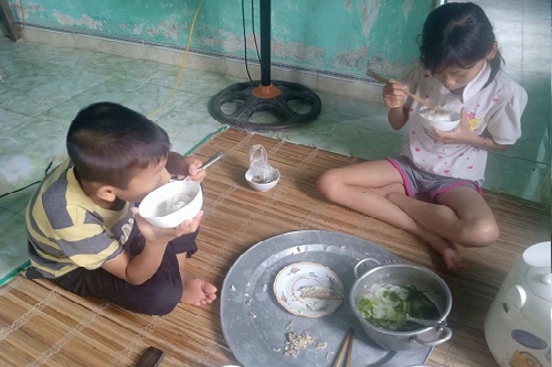 nghe an tuong lai mit mu cua 2 dua tre me nguy kich vi tai nan