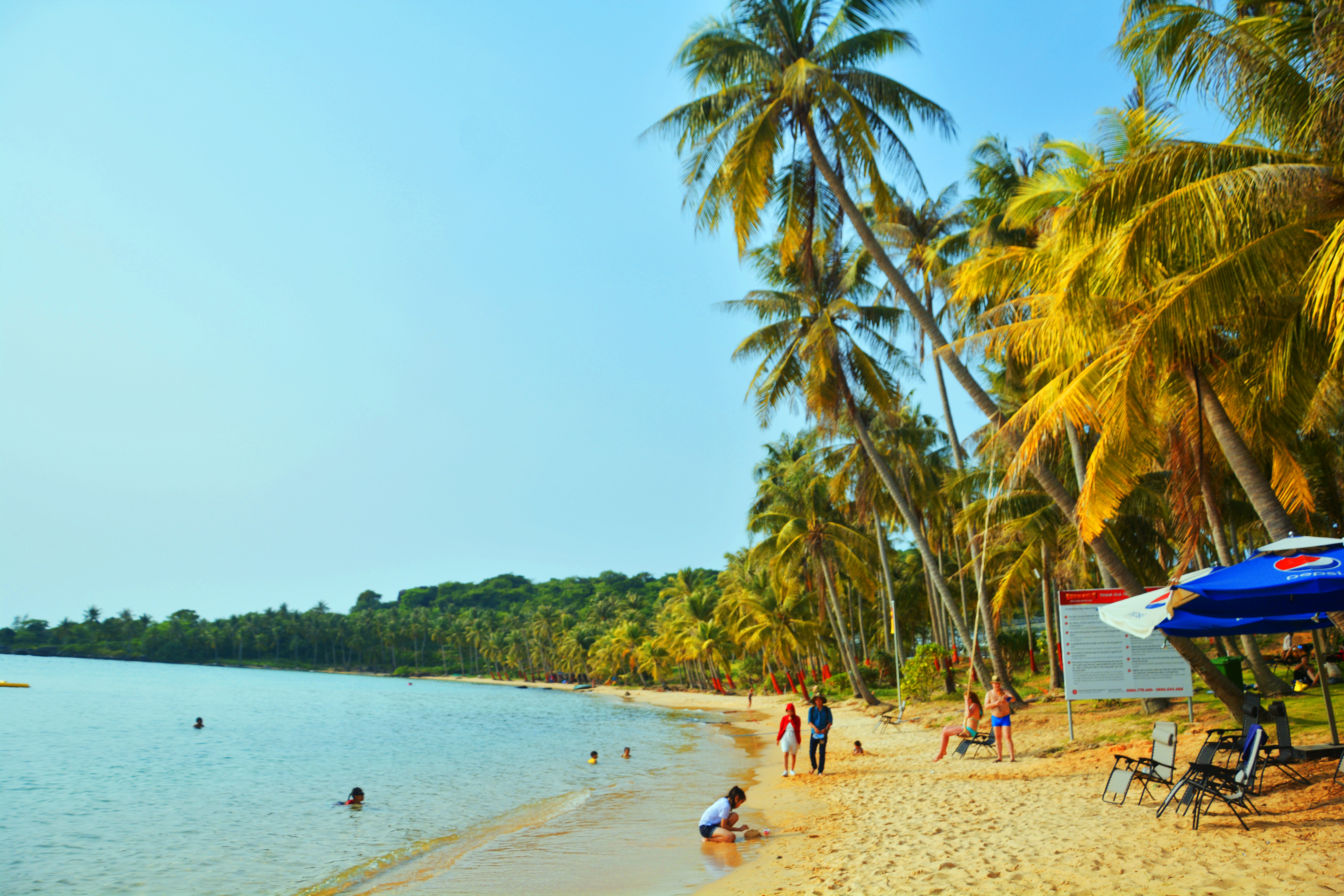 du ngoan ky thu ngam ve dep tua thien duong bien dao voi cap treo dai nhat the gioi