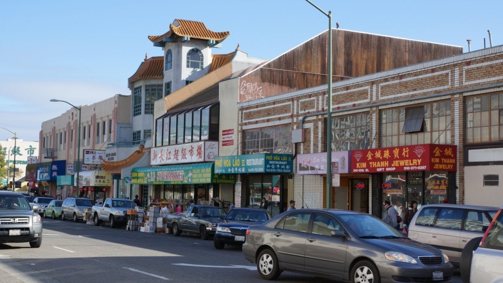 Chinatown là khu vực kinh doanh buôn bán tập trung nhiều người dân gốc châu Á. Ảnh: 