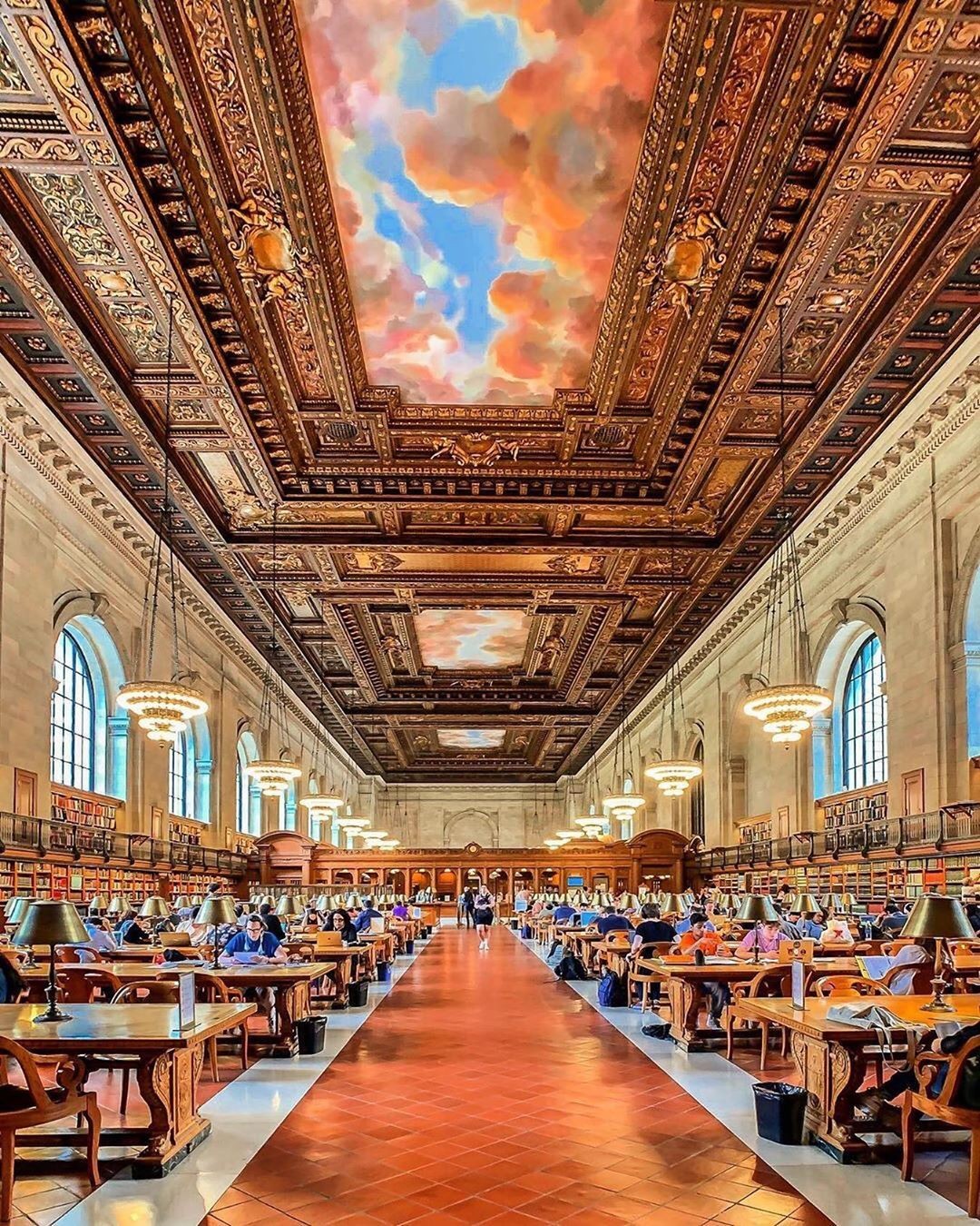 Thư viện công cộng New York. Ảnh: nyclovesnyc