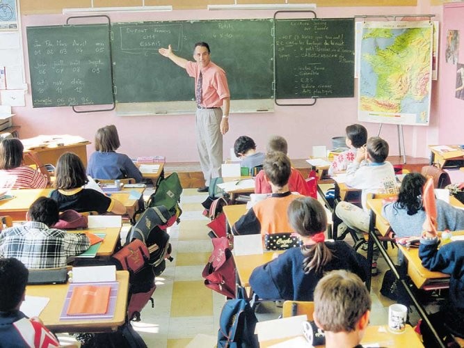 Giáo viên từng là một nghề phổ biến được nhiều người lựa chọn trong quá khứ. Ảnh: Deccan Herald
