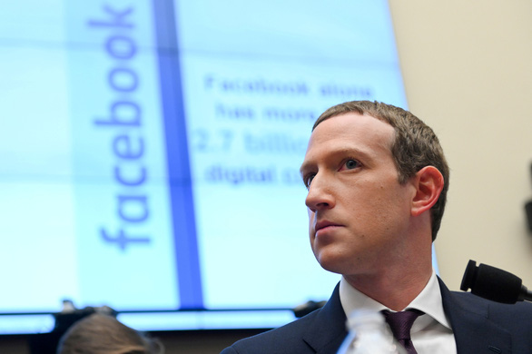 Ông chủ Facebook mất hơn 7 tỷ USD vì bị tẩy chay quảng cáo