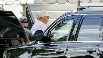 trump di choi golf sau hon 2 thang chong dich tiet lo hoan thanh lieu trinh thuoc sot ret phong covid 19