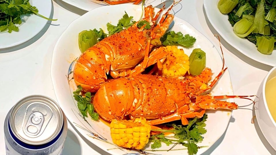 giai cuu tom hum lam ngay mon tom hum sot bo toi va tom bo lo nuong pho mai