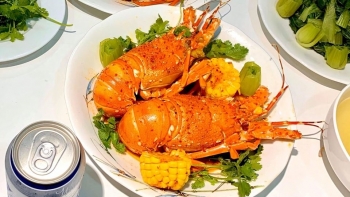 giai cuu tom hum lam ngay mon tom hum sot bo toi va tom bo lo nuong pho mai