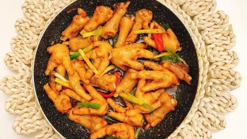 Cách làm chân gà sốt chua cay mặn ngọt lạ miệng trong ngày lạnh