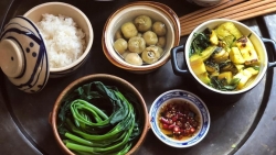 Bữa cơm tối của người Việt - nơi nuôi dưỡng tình cảm gia đình