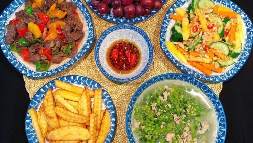 Món ngon dễ làm: Bò lúc lắc và canh thiên lý nấu thịt băm