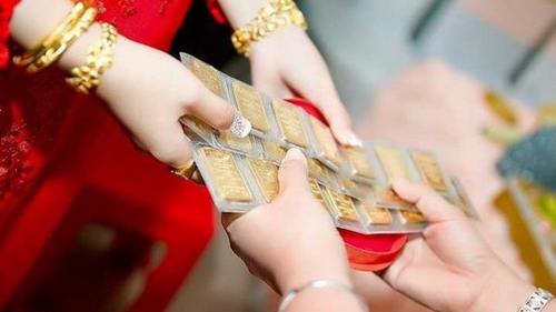 Đám cưới chi cả đống tiền, mời thật đông khách cuối cùng được gì?