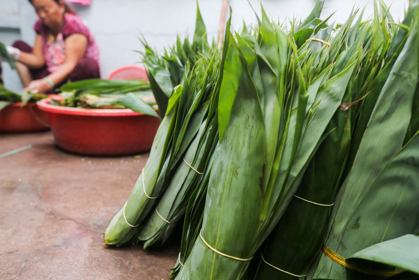 xom hon 50 nam lam banh u la tre ngay tet doan ngo o sai gon