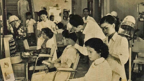 Những nỗi khổ khó nói của phụ nữ thời bao cấp