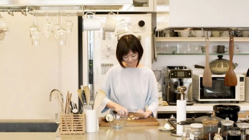 Người phụ nữ "nấu cả thế giới", 20 năm không món nào trùng lặp