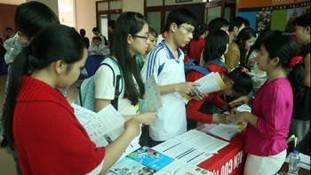 “Ân hận lớn nhất của đời tôi là cho con đi du học”