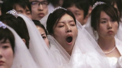 Sợ tương lai u tối, phụ nữ Hàn Quốc nói không với hẹn hò và kết hôn