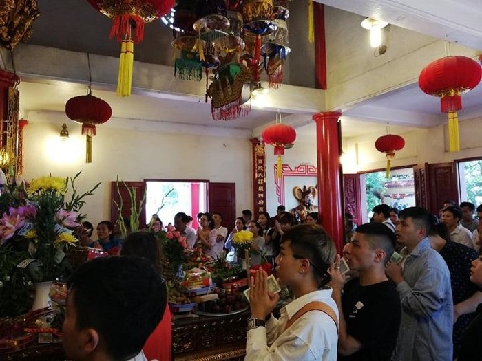 mua vu lan 2019 nguoi ha noi di chua tu som nguoi sai gon thanh tam du le tha hoa dang