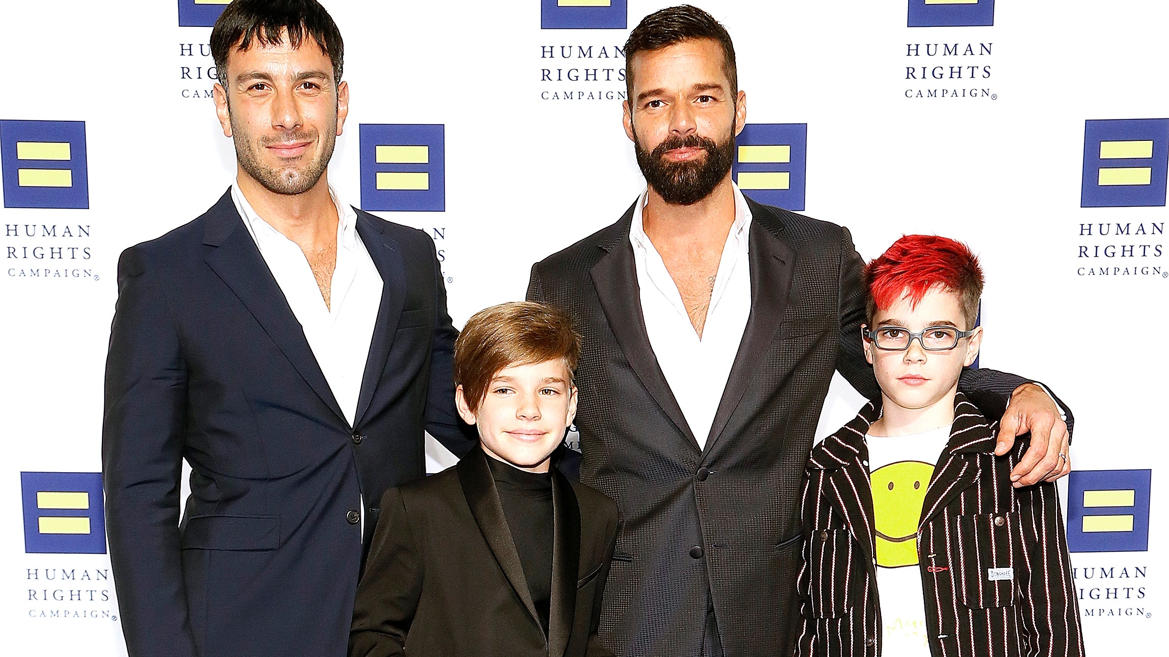 Ricky Martin và chồng hạnh phúc thông báo sắp chào đón em bé thứ 4