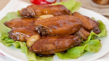 Cách làm cánh gà om coca, người lớn, trẻ nhỏ đều mê tít