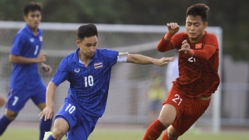 bao thai u22 thai lan xung dang xach vali ve nuoc