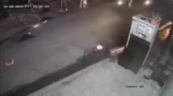 o to suyt lay mang cong nhan ve sinh ngoi len tu cong ngam