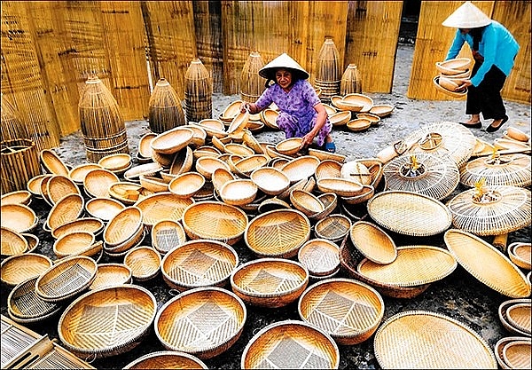 ra xu hue tham tinh tam kim co mua non la lam hoa giay