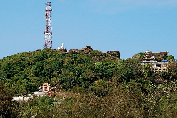 kham pha vung dat moi dao phu quy vien ngoc tho xu binh thuan