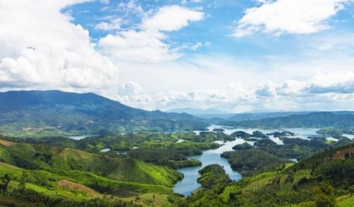 Tỉnh nào nằm trọn trên cao nguyên M'Nông?