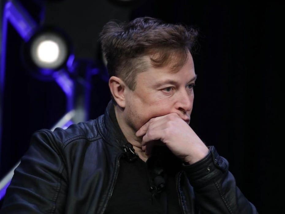 Elon Musk lại bị Jeff Bezos 