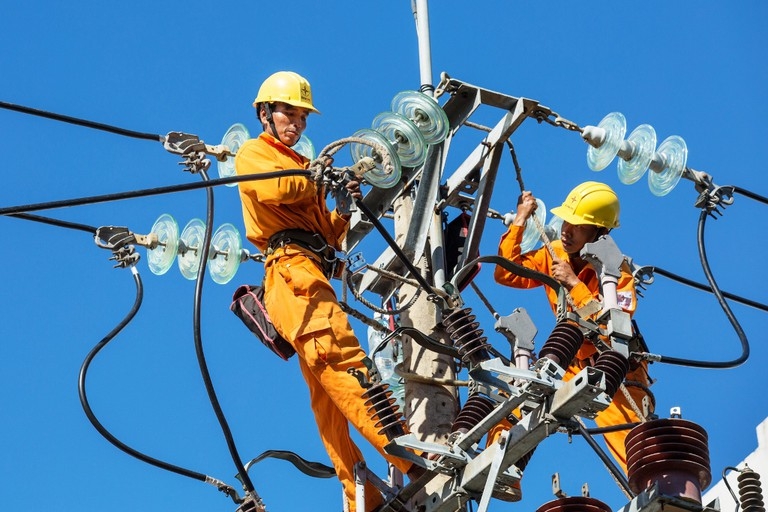 Năm 2021, Việt Nam sẽ ngừng mua điện của Trung Quốc