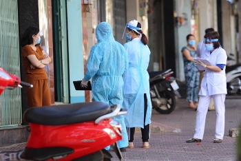 Phát hiện 8 ca nghi nhiễm COVID-19 tại Quảng Ninh, Gia Lai