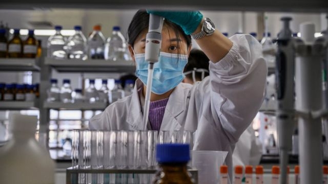 7 đợt cung ứng vaccine COVID-19 ở Việt Nam và đối tượng tiêm thế nào? 7 đợt cung ứng vaccine COVID-19 ở Việt Nam và đối tượng tiêm thế nào?