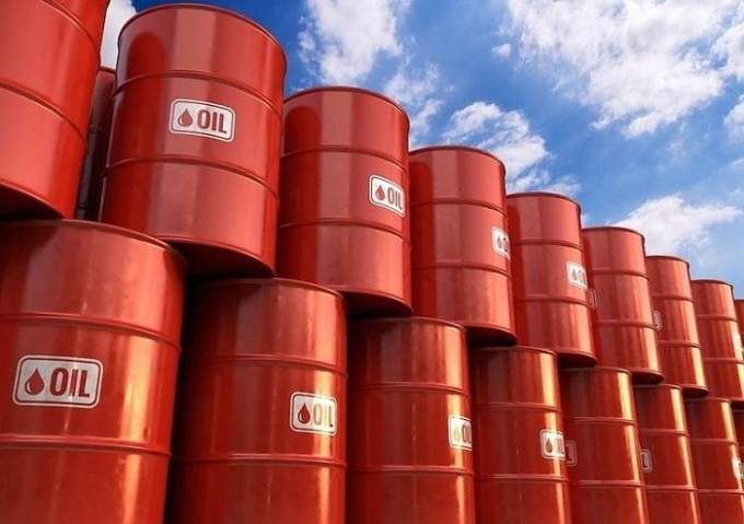 Giá dầu Brent áp sát mốc kỷ lục 70 USD/thùng