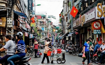 hsbc giam du bao tang truong kinh te viet nam xuong muc 66