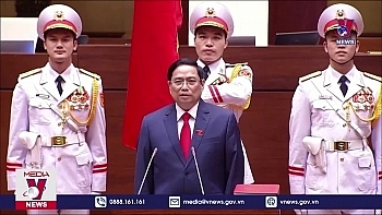 Chuyên gia Nga: Ban lãnh đạo mới của Việt Nam sẽ chèo lái đất nước đi đến thành công