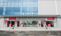 VinFast khai trương thêm 14 xưởng dịch vụ mới trên toàn quốc