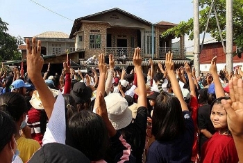 vi sao myanmar cam truyen hinh ve tinh
