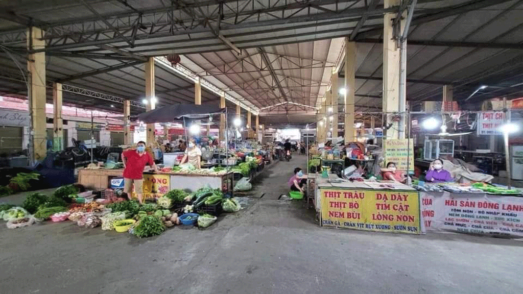 Bắc Ninh phát thẻ đi chợ 3 ngày/lần cho người dân