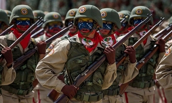Nga sẵn sàng giúp đỡ vũ khí cho Venezuela